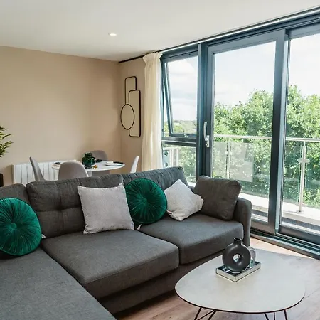 Vichy - The Glass House Vip Luxury Stay With Gym, Cinema & Gaming Rooms, And Work Space Access Kingston upon Hull Exterior photo