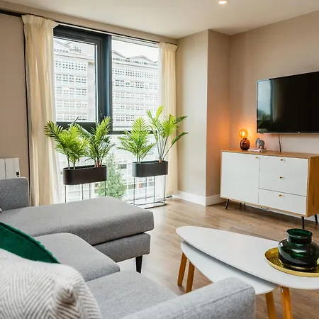 Vichy - The Glass House Vip Luxury Stay With Gym, Cinema & Gaming Rooms, And Work Space Access Kingston upon Hull Room photo