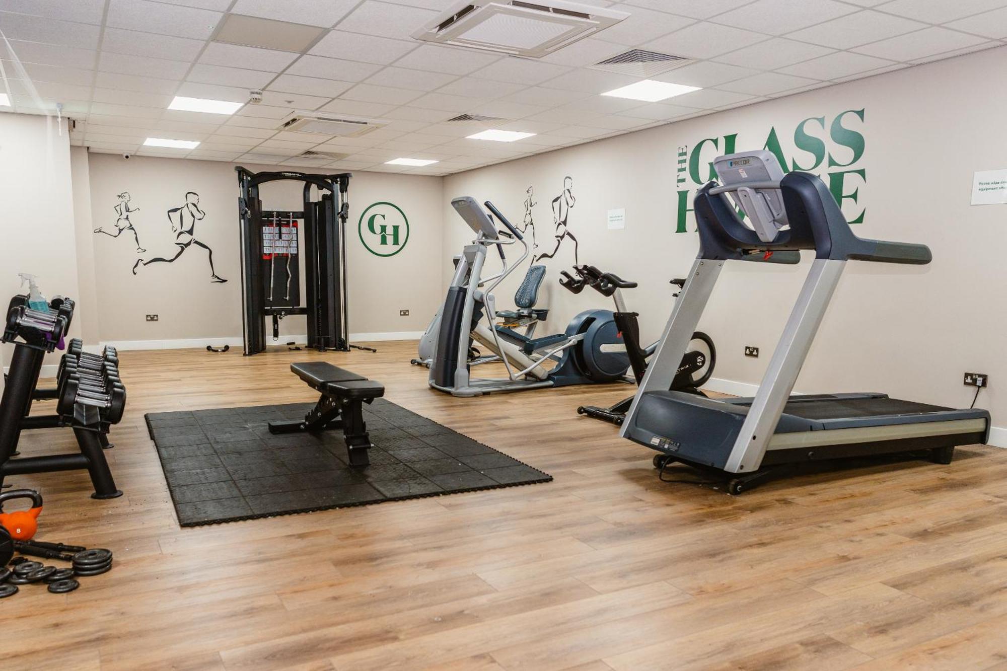 Vichy - The Glass House Vip Luxury With Gym, Cinema & Gaming Rooms, And Work Space Access Kingston upon Hull
