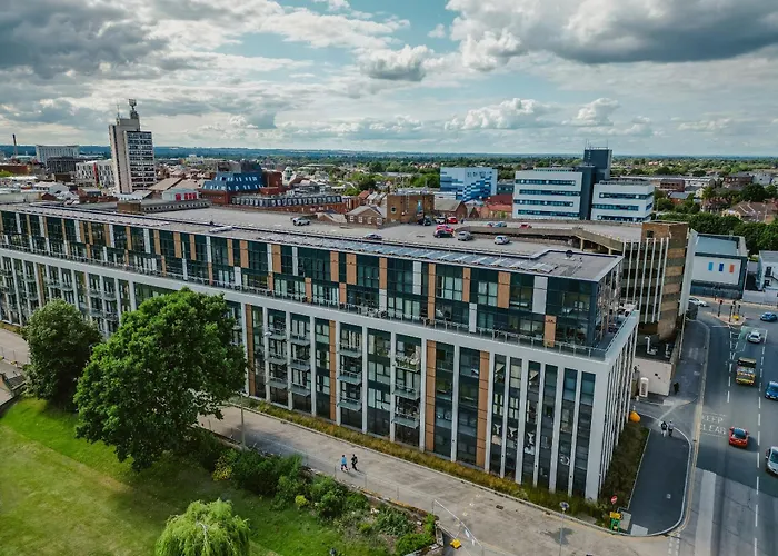 Vichy - The Glass House Vip Luxury Stay With Gym, Cinema & Gaming Rooms, And Work Space Access