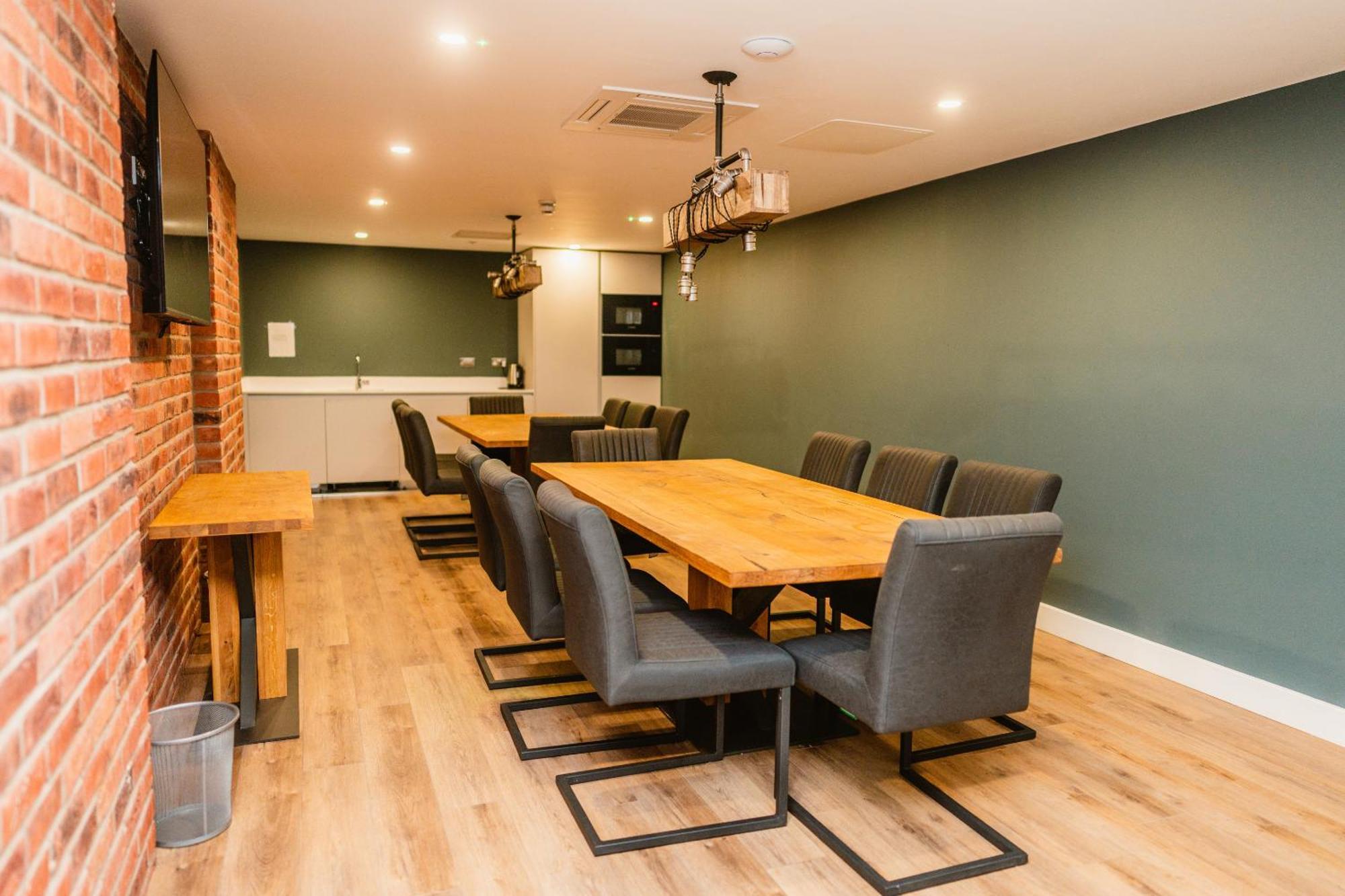Vichy - The Glass House Vip Luxury With Gym, Cinema & Gaming Rooms, And Work Space Access Apartment *