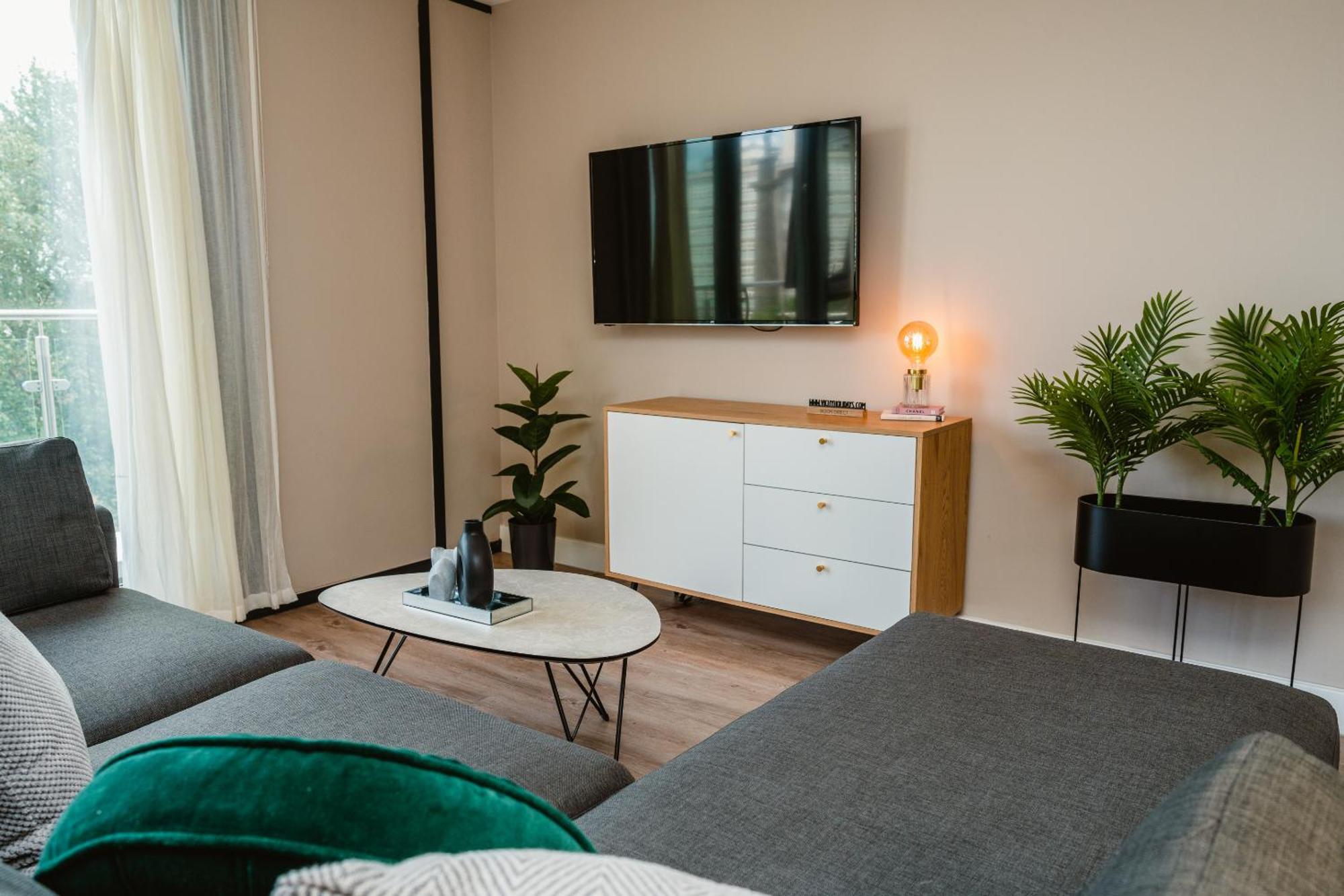 Apartment Vichy - The Glass House Vip Luxury With Gym, Cinema & Gaming Rooms, And Work Space Access *