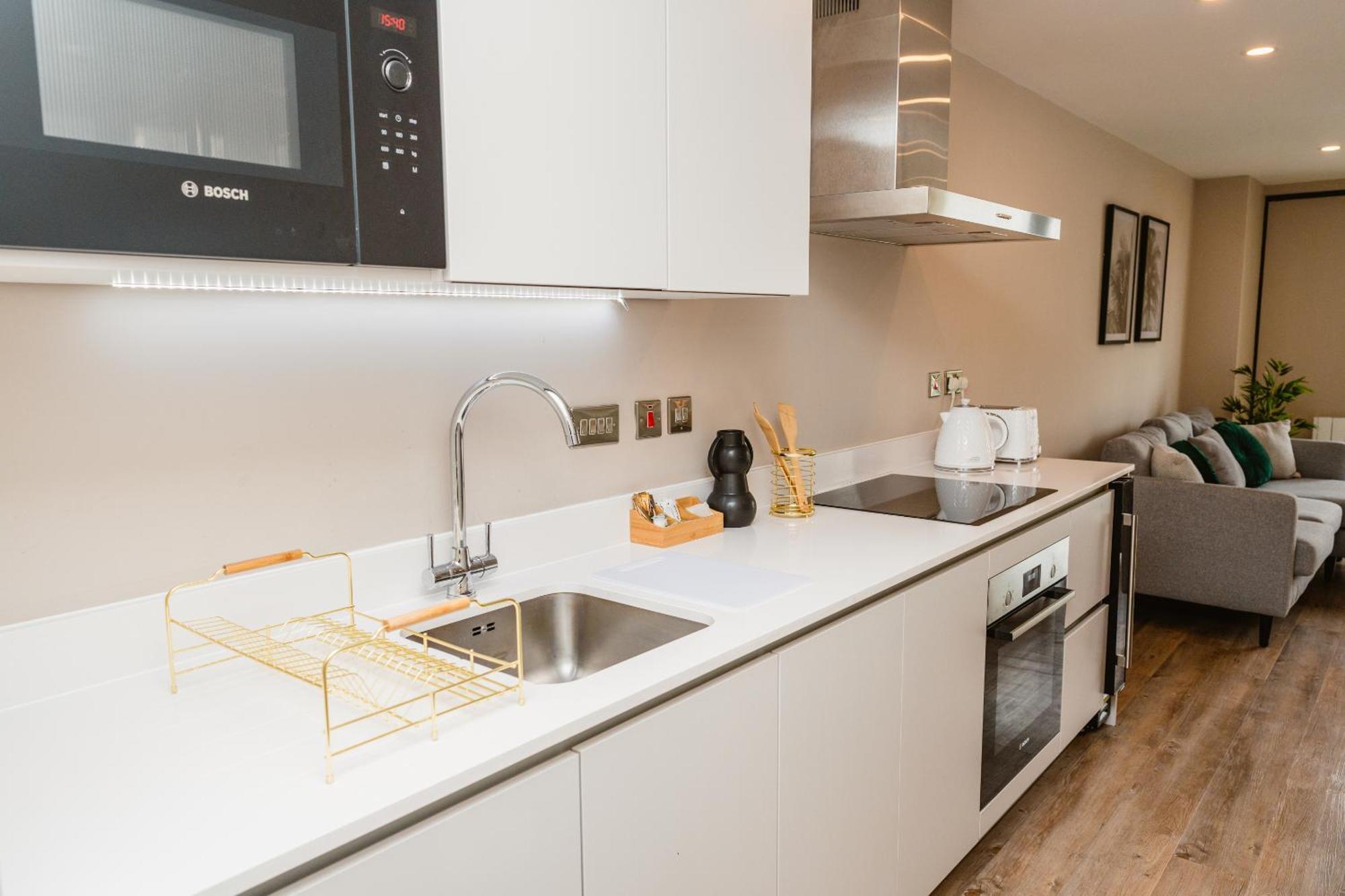 Vichy - The Glass House Vip Luxury With Gym, Cinema & Gaming Rooms, And Work Space Access *